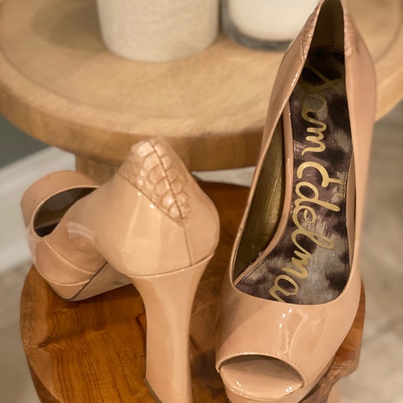 Sam Edelman patent leather platform shoes - Picture 1 of 3